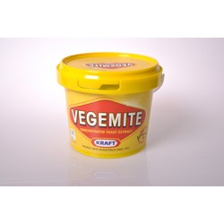VEGEMITE TUB 950G